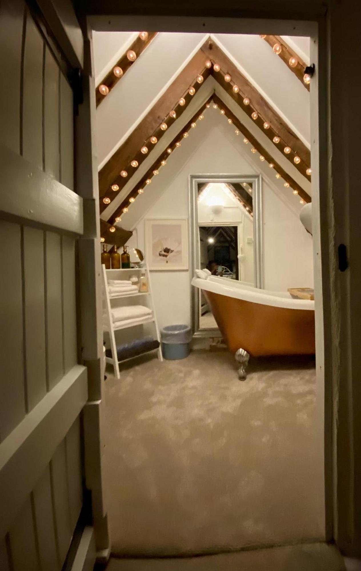 Chestnut Tree Cottage, 7 High Street Ardingly Bagian luar foto