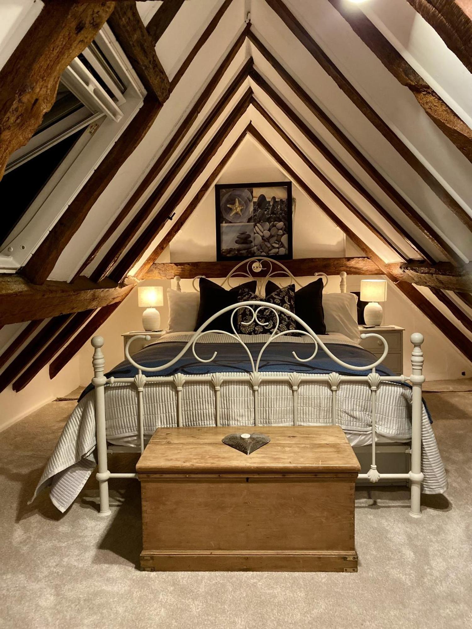 Chestnut Tree Cottage, 7 High Street Ardingly Bagian luar foto