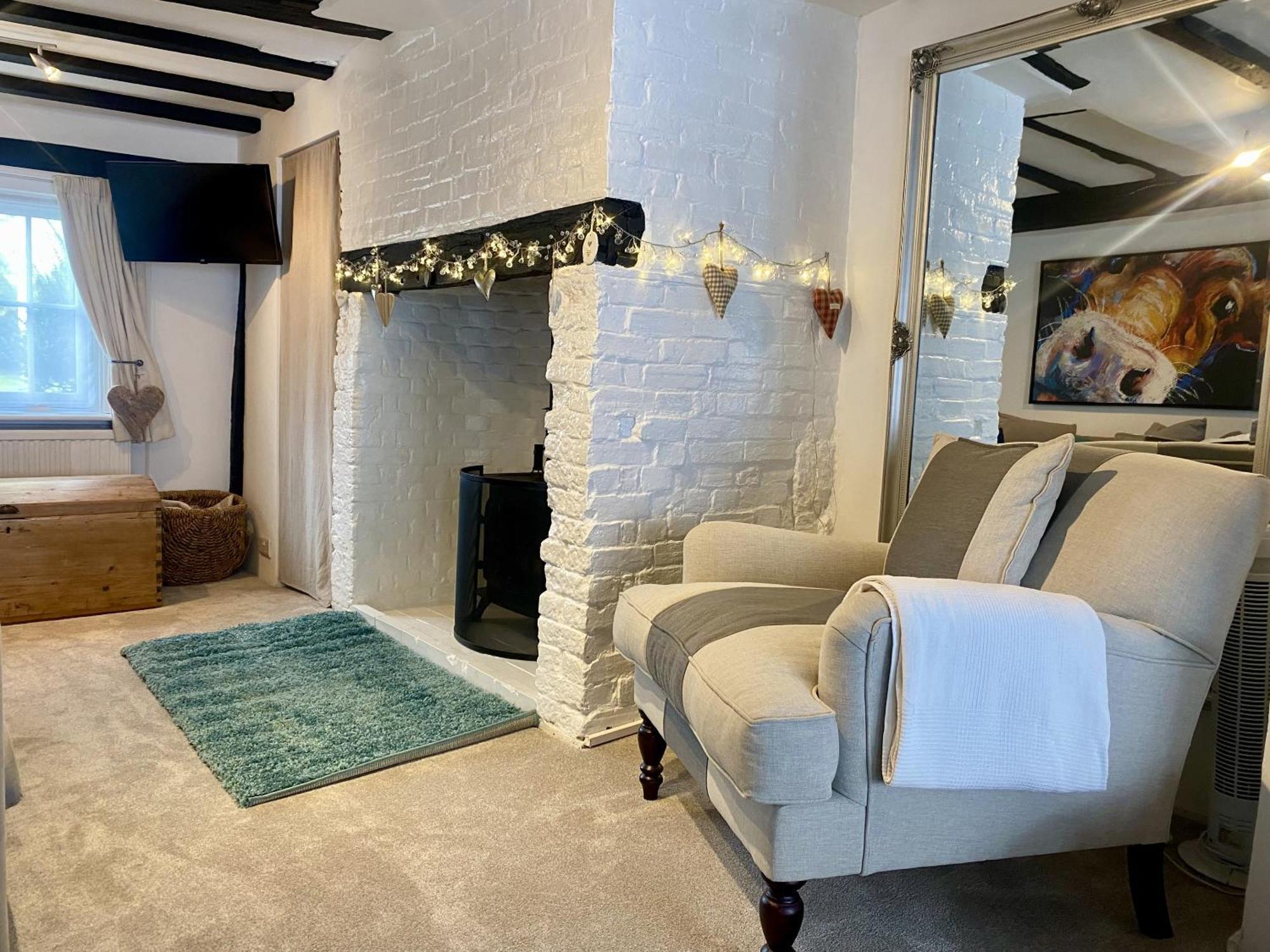 Chestnut Tree Cottage, 7 High Street Ardingly Ruang foto